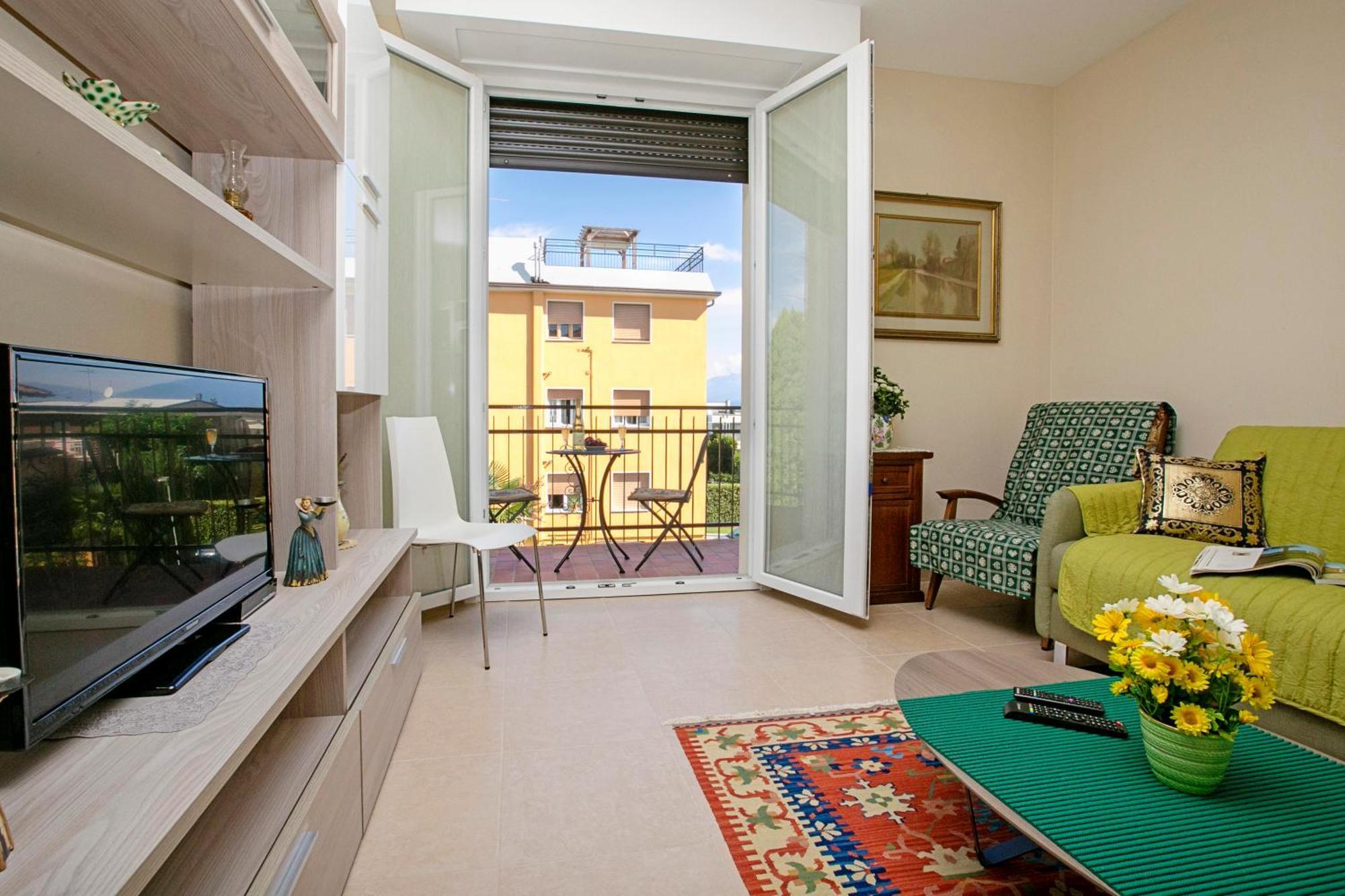 Villa Mimosa - Appartamento 2 - Happy Rentals Desenzano del Garda Exteriér fotografie
